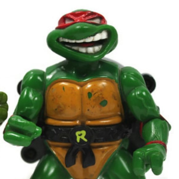 Teenage Mutant Ninja Turtles Talkin’ Raphael Action Figure - Picture 3 of 10
